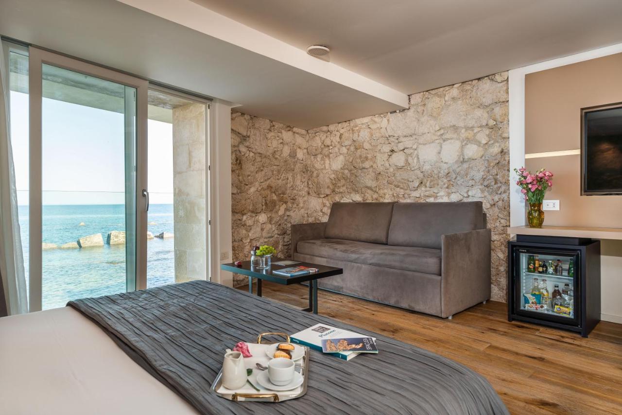 Re Dionisio Luxury Suites Syrakus Exterior foto